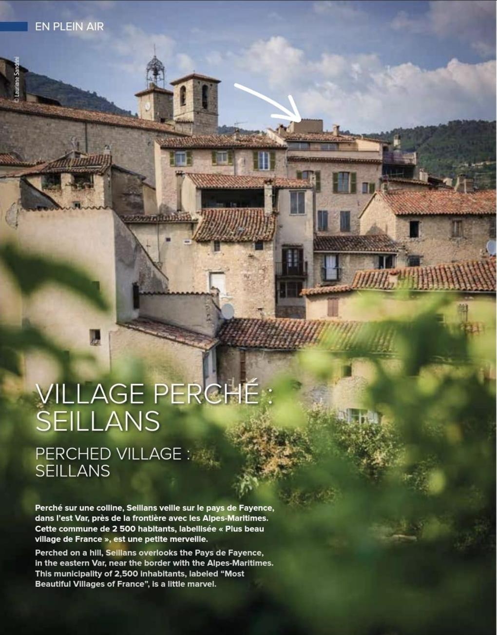 Au Coeur De Seillans, Charmant Logement, Grande Terrasse Et Panorama Exterior photo